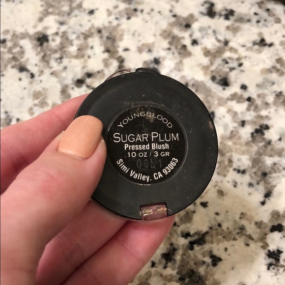 Youngblood Pressed Blush in Sugar Plum - Picture 4 of 5